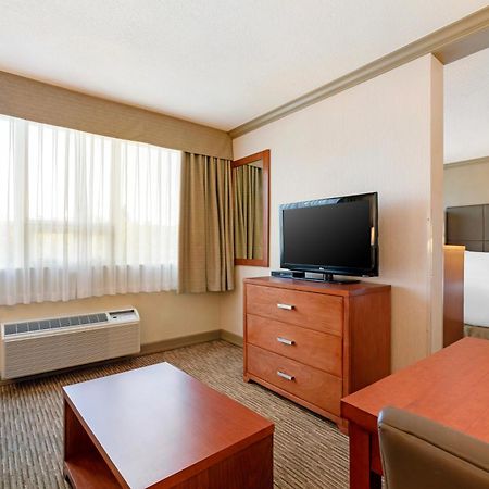 Best Western Plus Barclay Hotel Port Alberni Exterior foto