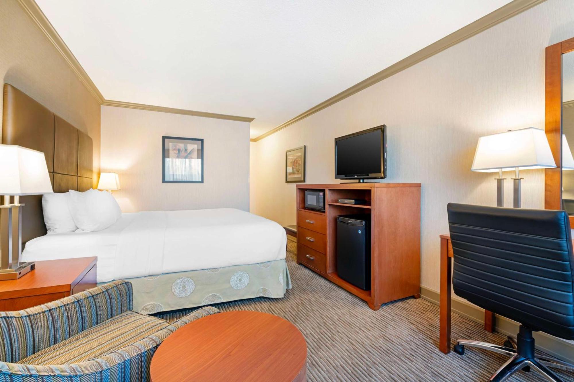Best Western Plus Barclay Hotel Port Alberni Exterior foto