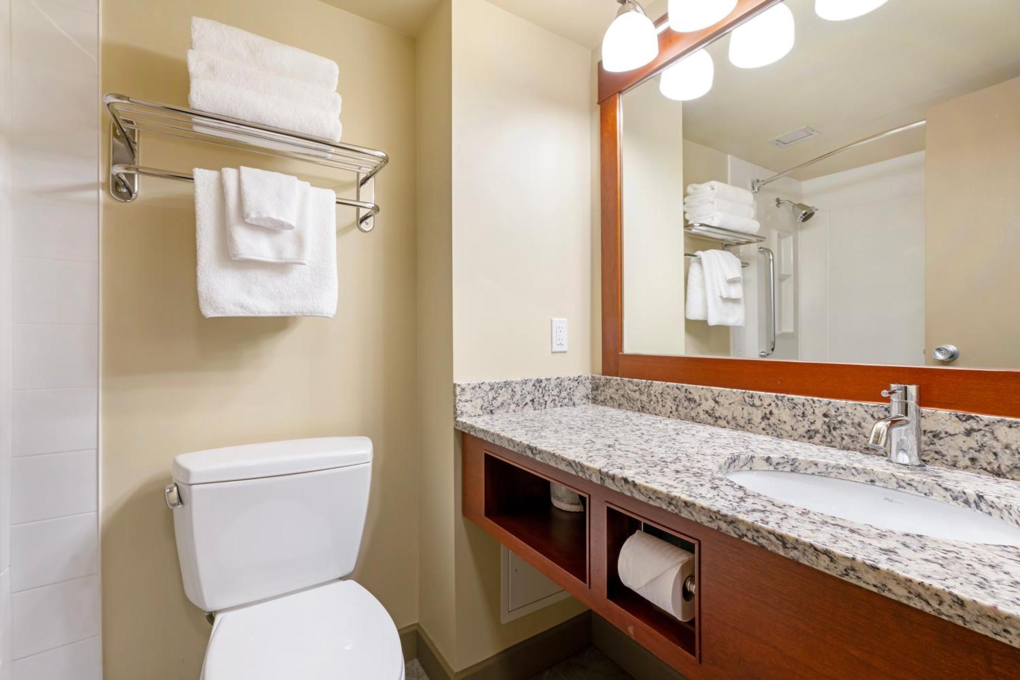 Best Western Plus Barclay Hotel Port Alberni Exterior foto
