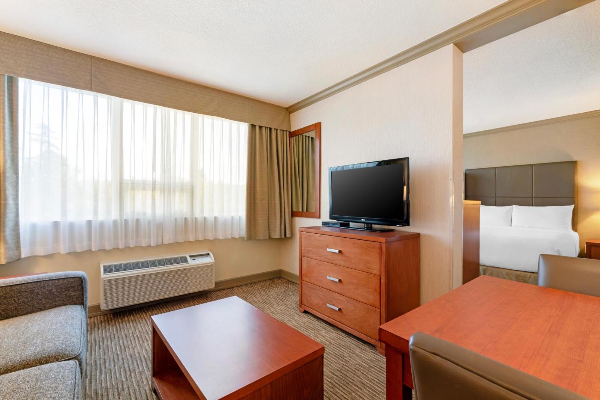 Best Western Plus Barclay Hotel Port Alberni Exterior foto